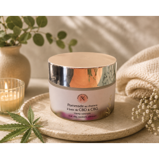 Pommade au chanvre CBD et CBG Plantys Natura présentée dans un univers cosmétique premium naturel et apaisant
